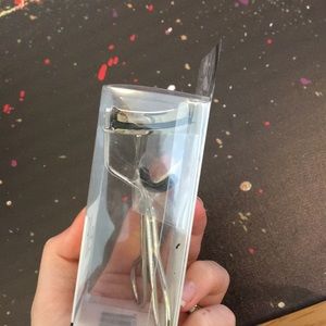 ELF Makeup - Eye lash curler ELF Makeup - Eye lash curler
